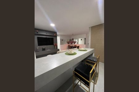 Apartamento para alugar com 80m², 2 quartos e 1 vaga