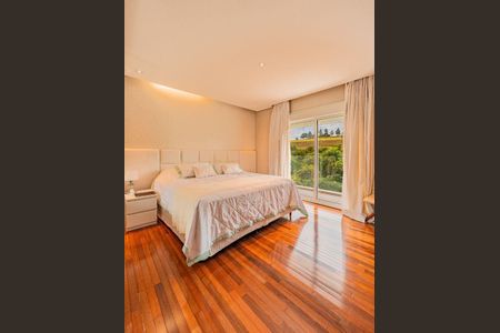 Casa à venda com 420m², 4 quartos e 4 vagas