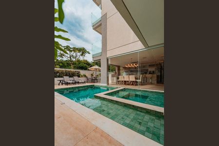 Casa à venda com 420m², 4 quartos e 4 vagas