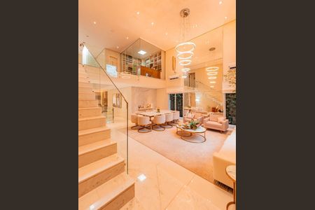 Casa à venda com 420m², 4 quartos e 4 vagas