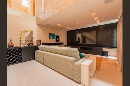 Casa à venda com 4 quartos, 420m² em Alphaville, Barueri