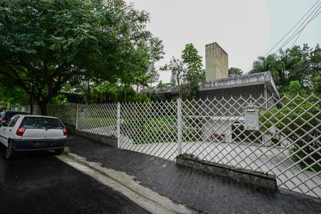 Casa para alugar com 850m², 4 quartos e 9 vagasFachada