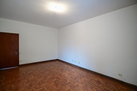Casa para alugar com 850m², 4 quartos e 9 vagasSuíte 1