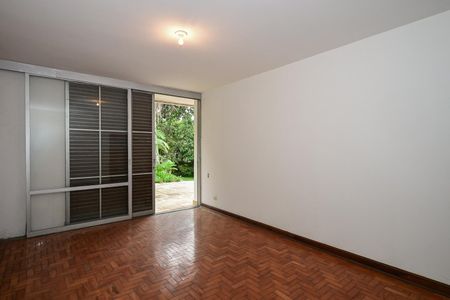 Casa para alugar com 850m², 4 quartos e 9 vagasSuíte 1