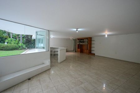 Casa para alugar com 850m², 4 quartos e 9 vagasSalão de Festa