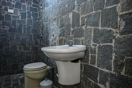 Casa para alugar com 850m², 4 quartos e 9 vagasLavabo 2