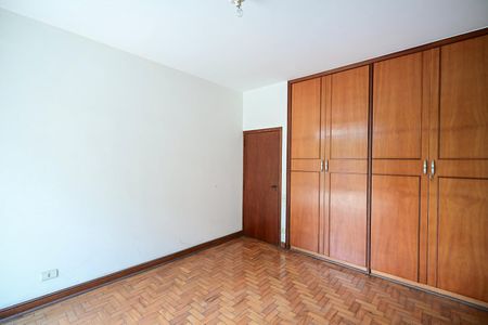Casa para alugar com 850m², 4 quartos e 9 vagasQuarto 2