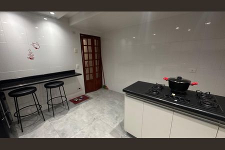 Casa para alugar com 96m², 3 quartos e 2 vagas