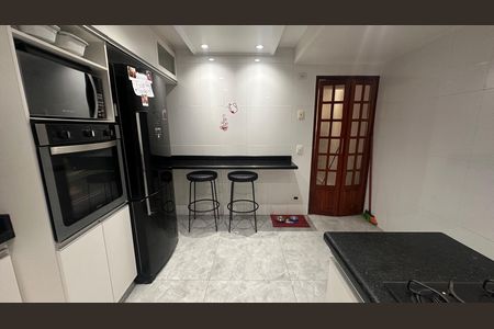 Casa para alugar com 96m², 3 quartos e 2 vagas