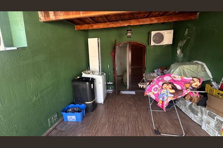 Casa para alugar com 96m², 3 quartos e 2 vagas