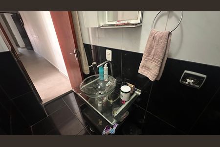 Casa para alugar com 96m², 3 quartos e 2 vagas