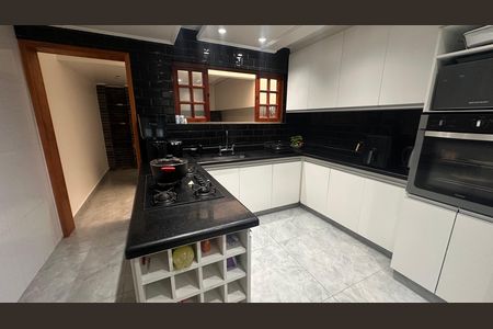Casa para alugar com 96m², 3 quartos e 2 vagas