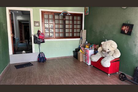 Casa para alugar com 96m², 3 quartos e 2 vagas