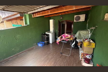 Casa para alugar com 96m², 3 quartos e 2 vagas