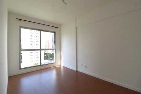 Sala de apartamento para alugar com 1 quarto, 35m² em Indianópolis, São Paulo