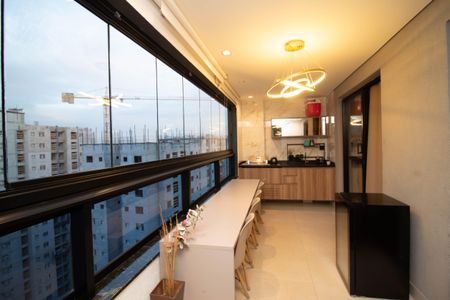 Apartamento para alugar com 90m², 3 quartos e 2 vagas Apartamento para alugar com 90m², 3 quartos e 2 vagasVaranda - Sala
