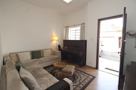 Casa à venda com 116m², 3 quartos e 1 vagaSala