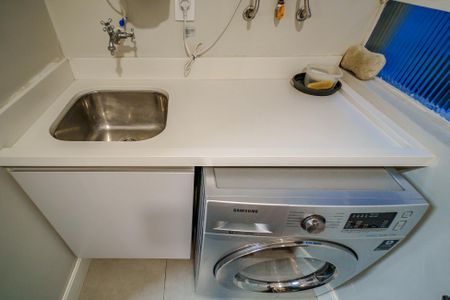 Apartamento à venda com 64m², 2 quartos e sem vagaÁrea de Serviço