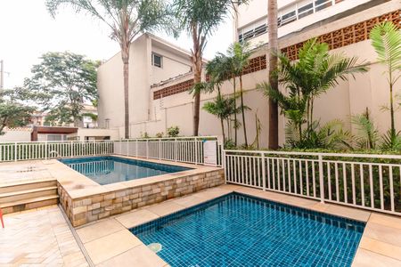 Apartamento à venda com 31m², 1 quarto e sem vagaÁrea comum - Piscina