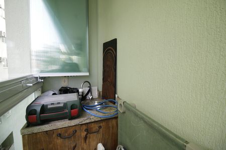 Apartamento à venda com 69m², 2 quartos e 1 vagaVaranda