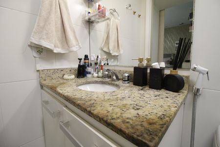 Apartamento à venda com 69m², 2 quartos e 1 vagaBanheiro da Suíte 2