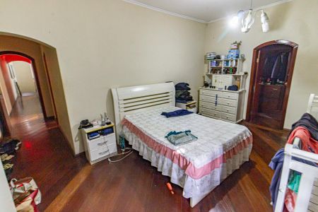 Casa à venda com 480m², 6 quartos e 3 vagas Casa à venda com 480m², 6 quartos e 3 vagasSuíte