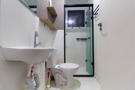 Apartamento para alugar com 42m², 2 quartos e sem vaga Apartamento para alugar com 42m², 2 quartos e sem vagaBanheiro