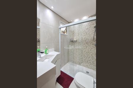 Apartamento à venda com 68m², 2 quartos e 2 vagasBanheiro da Suíte 2