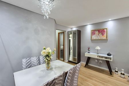 Apartamento à venda com 68m², 2 quartos e 2 vagasSala