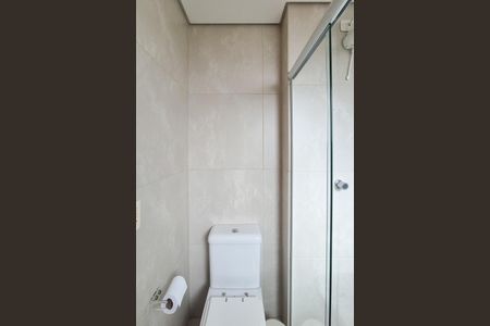 Apartamento à venda com 68m², 2 quartos e 2 vagasBanheiro da Suíte 1