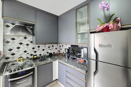 Apartamento à venda com 68m², 2 quartos e 2 vagasCozinha