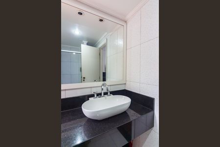Apartamento à venda com 98m², 3 quartos e 2 vagas Apartamento à venda com 98m², 3 quartos e 2 vagasBanheiro da Suíte 1
