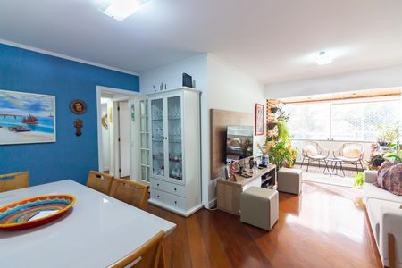Apartamento à venda com 98m², 3 quartos e 2 vagas Apartamento à venda com 98m², 3 quartos e 2 vagasSala