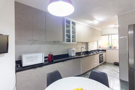 Apartamento à venda com 98m², 3 quartos e 2 vagas Apartamento à venda com 98m², 3 quartos e 2 vagasCozinha