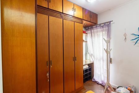 Apartamento à venda com 98m², 3 quartos e 2 vagas Apartamento à venda com 98m², 3 quartos e 2 vagasQuarto 2