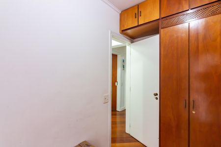 Apartamento à venda com 98m², 3 quartos e 2 vagas Apartamento à venda com 98m², 3 quartos e 2 vagasQuarto 2