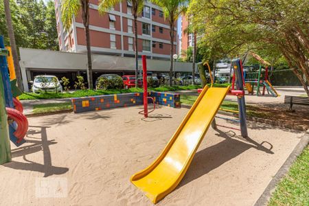 Apartamento à venda com 98m², 3 quartos e 2 vagas Apartamento à venda com 98m², 3 quartos e 2 vagasÁrea Comum