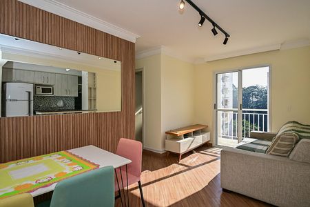 Sala de apartamento para alugar com 2 quartos, 52m² em Jardim Maria Duarte, São Paulo