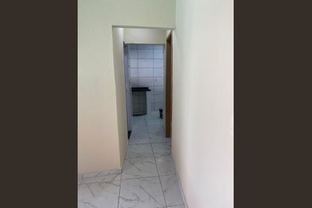 Casa para alugar com 60m², 2 quartos e sem vaga Casa para alugar com 60m², 2 quartos e sem vagaCorredor