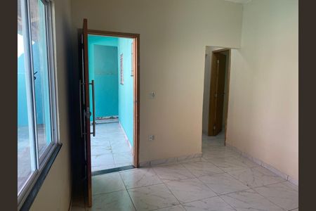 Sala de casa para alugar com 2 quartos, 60m² em Santíssimo, Rio de Janeiro