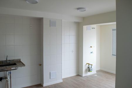 Sala/Cozinha de apartamento à venda com 2 quartos, 43m² em Vila Centenario, São Paulo