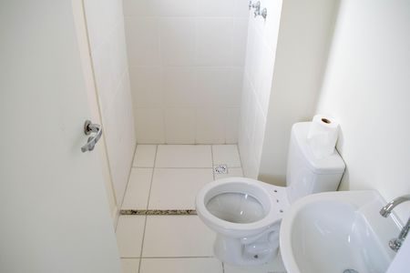 Apartamento à venda com 43m², 2 quartos e 1 vaga Apartamento à venda com 43m², 2 quartos e 1 vagaBanheiro Suíte