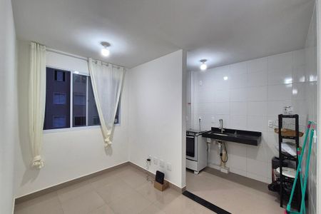 Sala de apartamento para alugar com 2 quartos, 44m² em Vila Satúrnia, Campinas