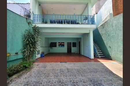 Casa à venda com 249m², 4 quartos e 4 vagas
