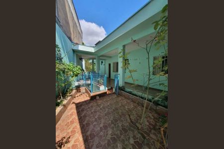 Casa à venda com 249m², 4 quartos e 4 vagas