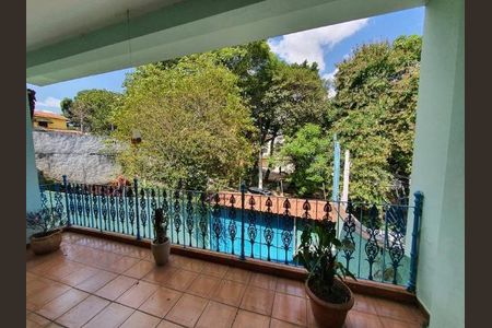 Casa à venda com 249m², 4 quartos e 4 vagas