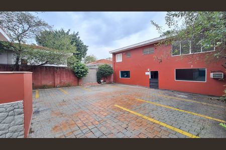 Casa para alugar com 600m², 6 quartos e 12 vagasQuintal