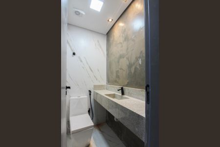 Casa à venda com 132m², 2 quartos e 3 vagas Casa à venda com 132m², 2 quartos e 3 vagasLavabo