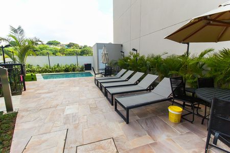 Studio para alugar com 25m², 1 quarto e sem vaga Studio para alugar com 25m², 1 quarto e sem vagaÁrea comum - Piscina