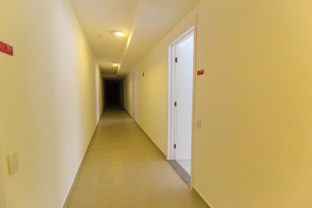 Studio para alugar com 25m², 1 quarto e sem vaga Studio para alugar com 25m², 1 quarto e sem vagaHall